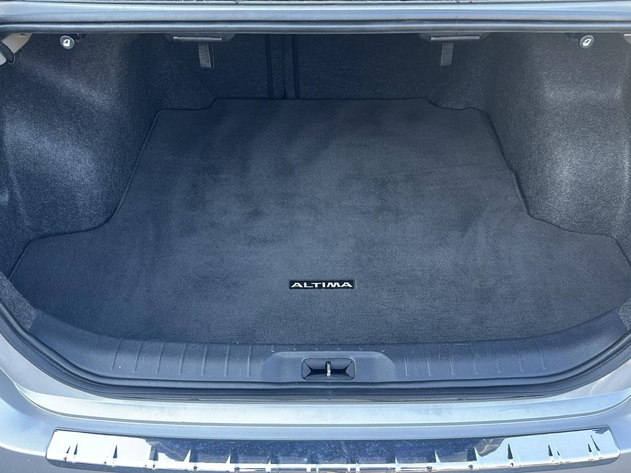 Nissan Altima 2.5 SV Sedan 2023