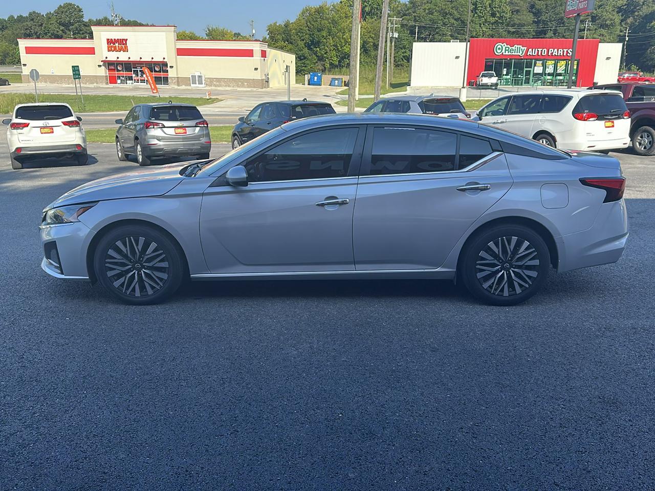 Nissan Altima 2.5 SV Sedan 2023