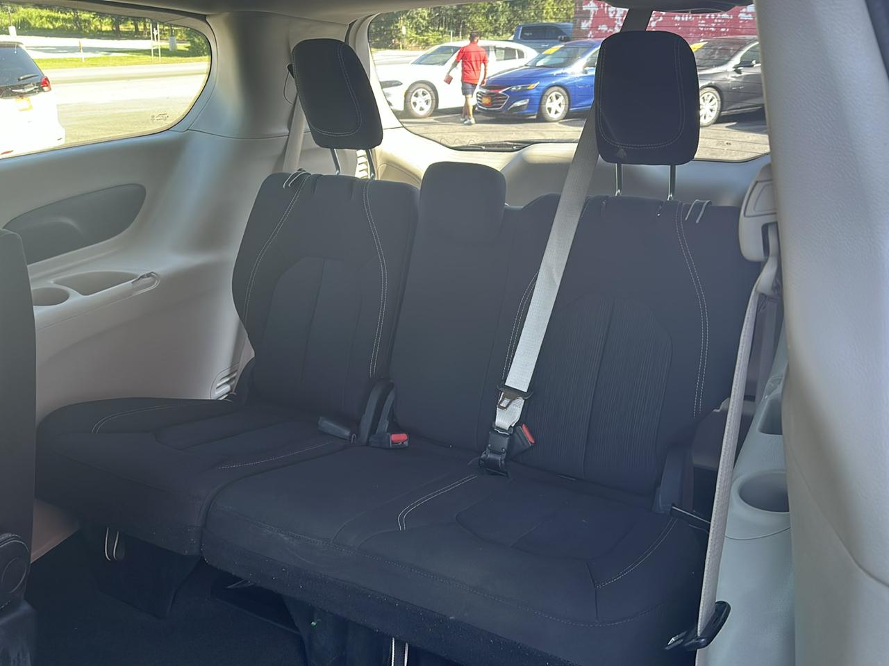 Chrysler Voyager LX FWD 2023