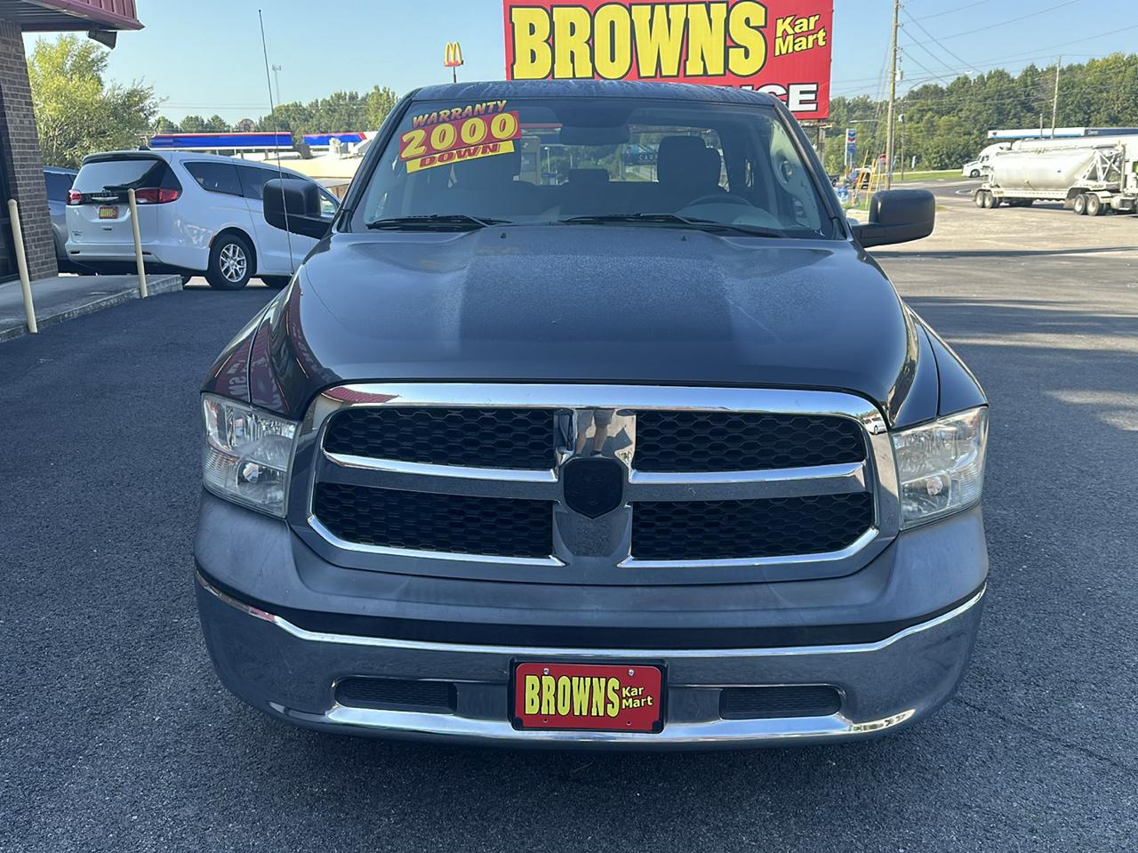 RAM 1500 Tradesman 4x2 Quad Cab 6'4" Box 2018