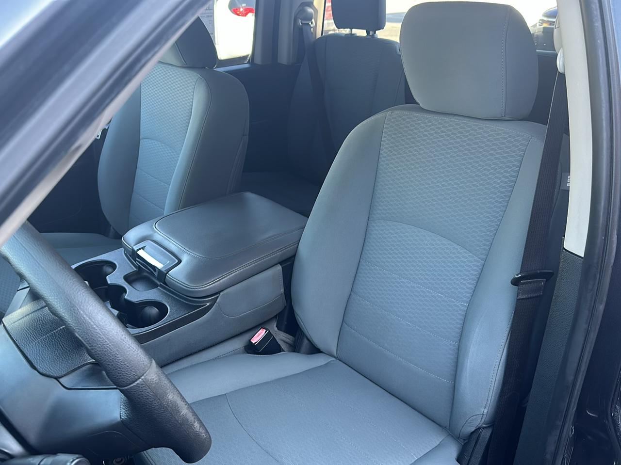 RAM 1500 Tradesman 4x2 Quad Cab 6'4" Box 2018