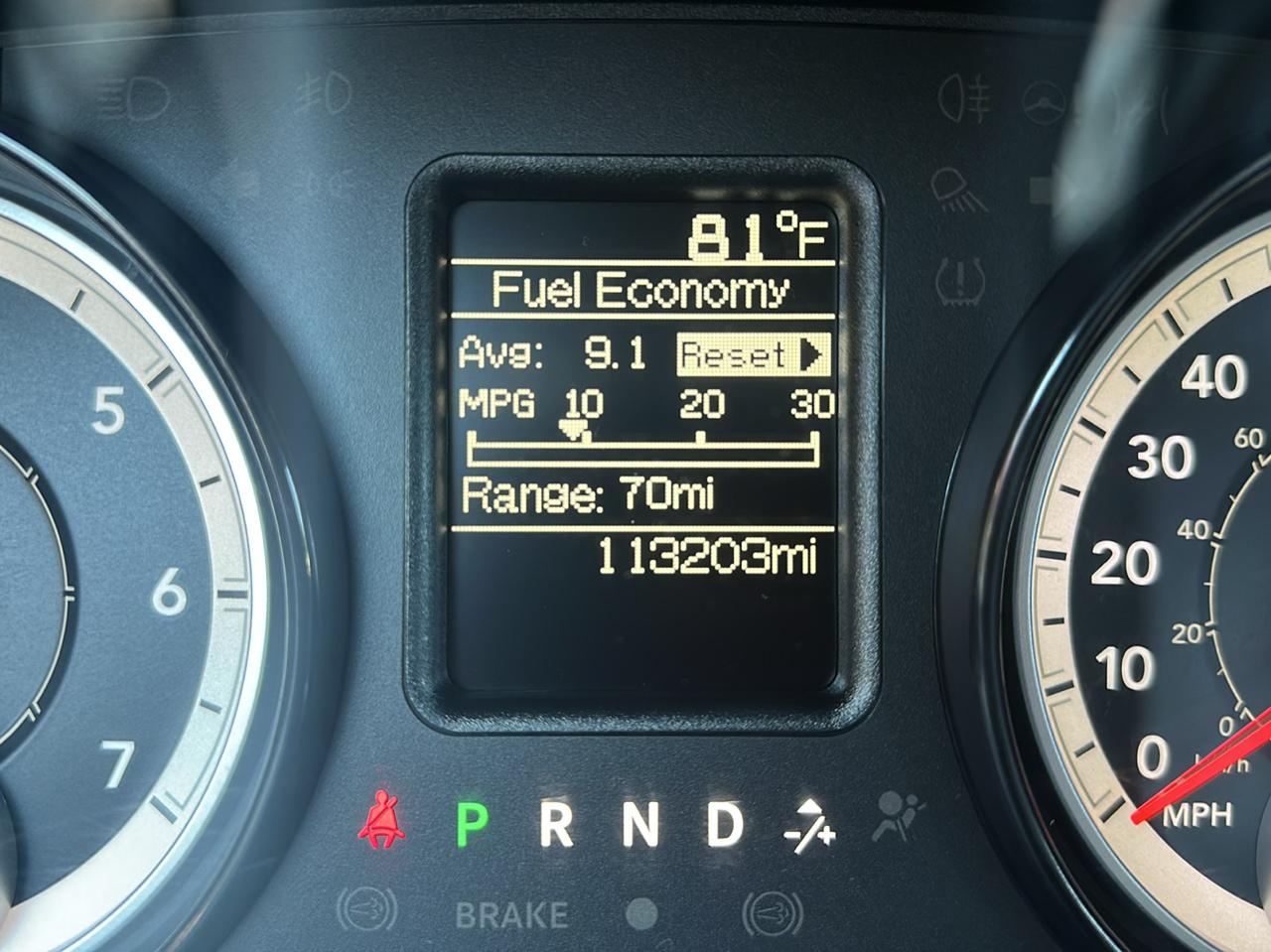 RAM 1500 Tradesman 4x2 Quad Cab 6'4" Box 2018