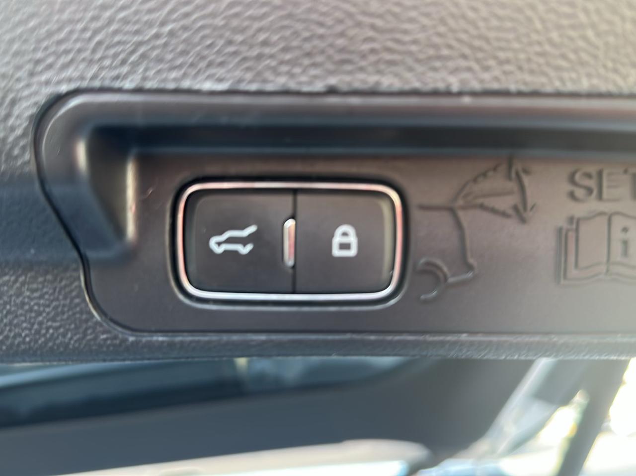 Ford Explorer Base 4WD 2020