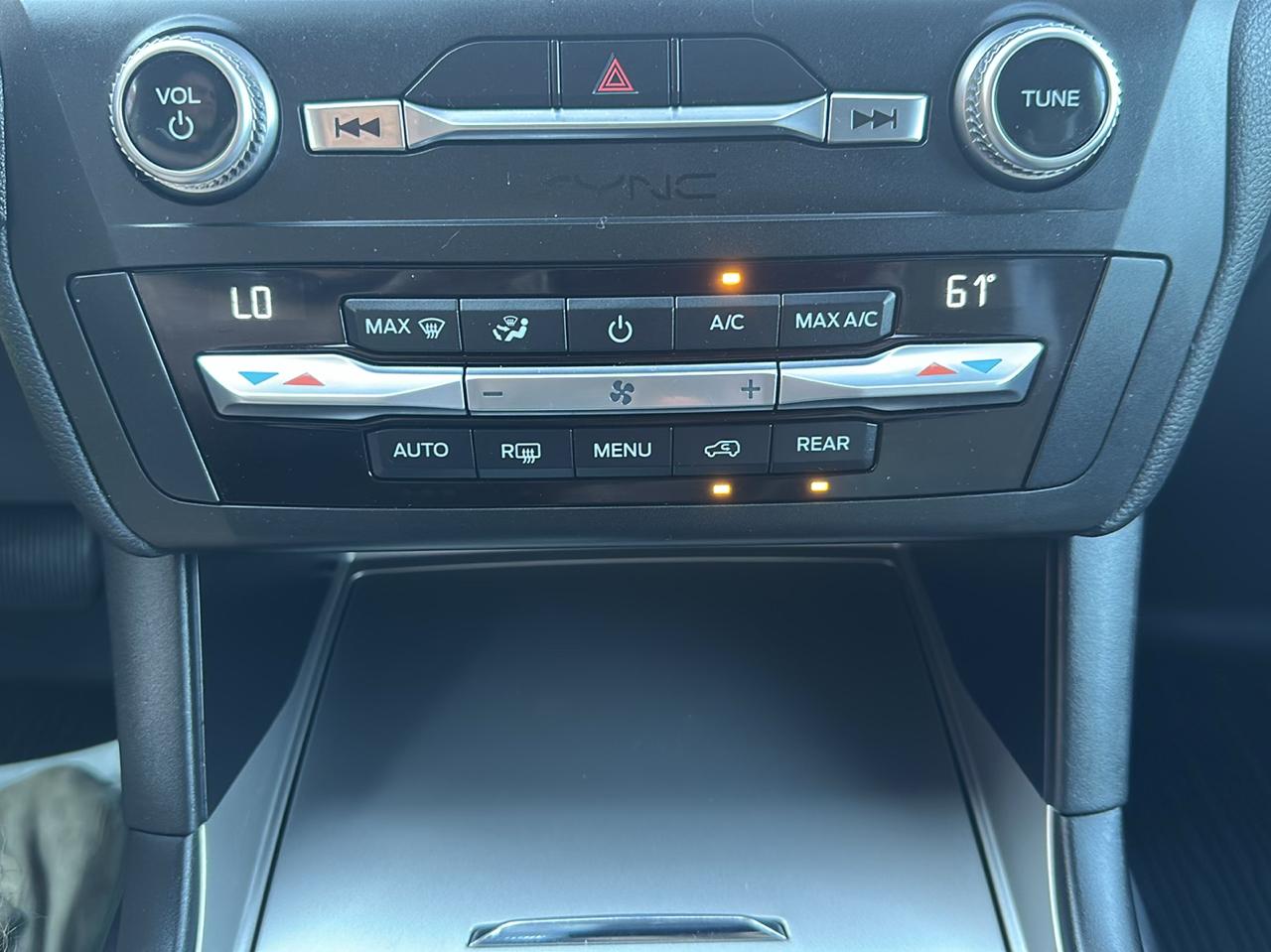 Ford Explorer Base 4WD 2020