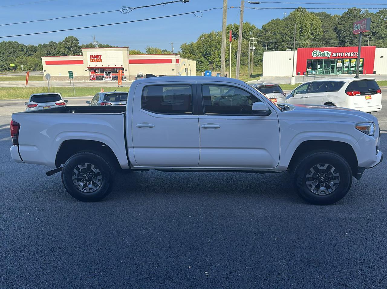 Toyota Tacoma 2WD SR5 Double Cab 5' Bed I4 AT (Natl) 2020