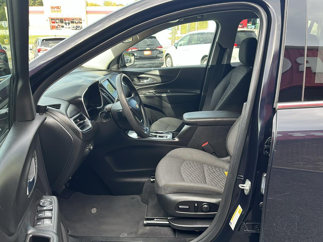 Chevrolet Equinox FWD 4dr LT w/2FL 2020