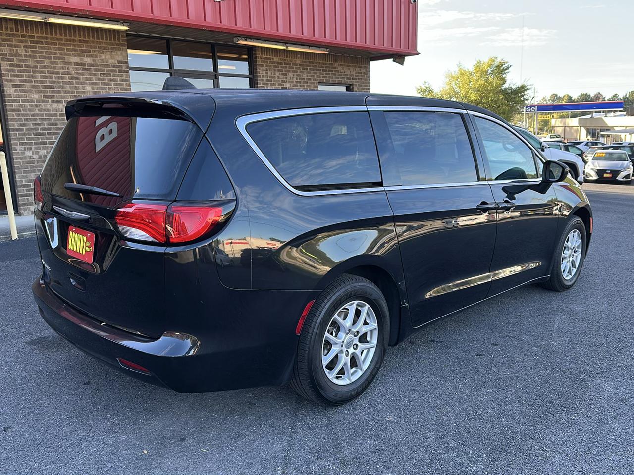 Chrysler Voyager LX FWD 2023