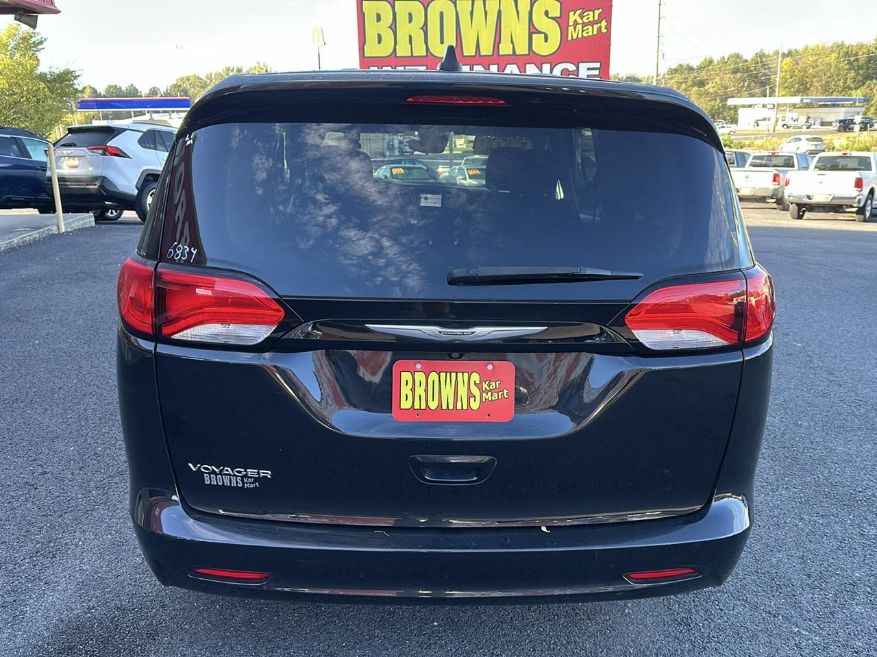 Chrysler Voyager LX FWD 2023