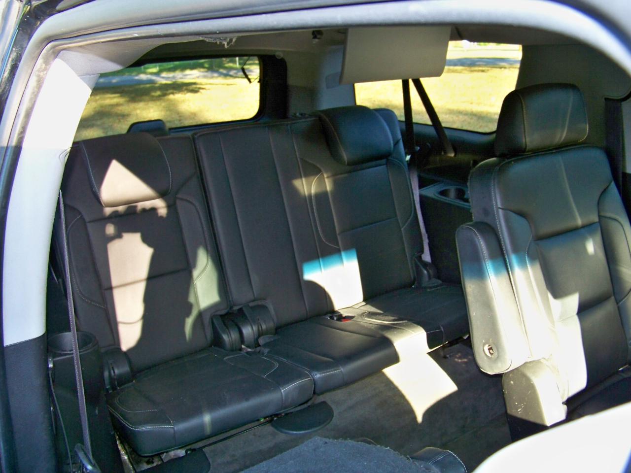 Chevrolet Suburban  2015