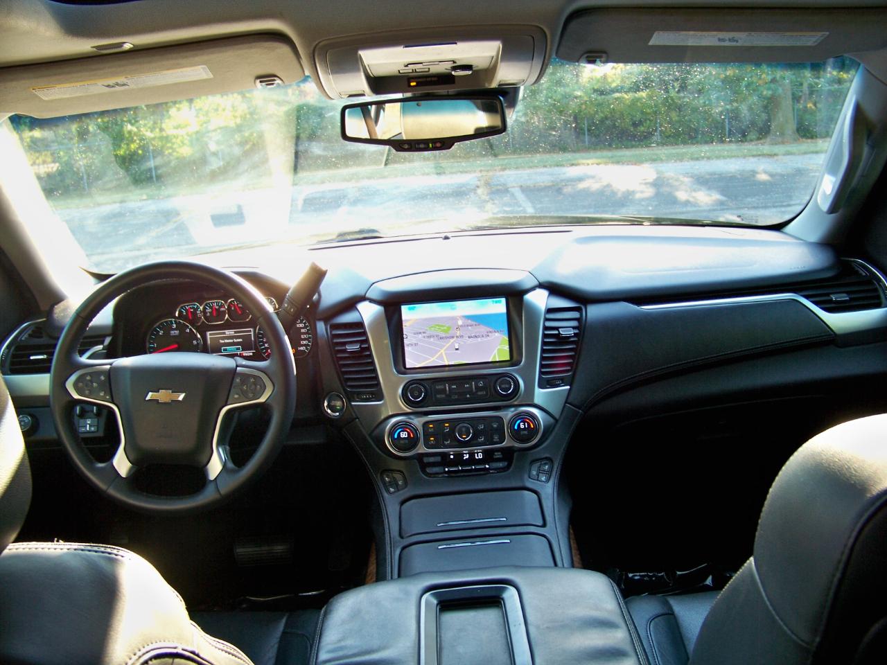 Chevrolet Suburban  2015