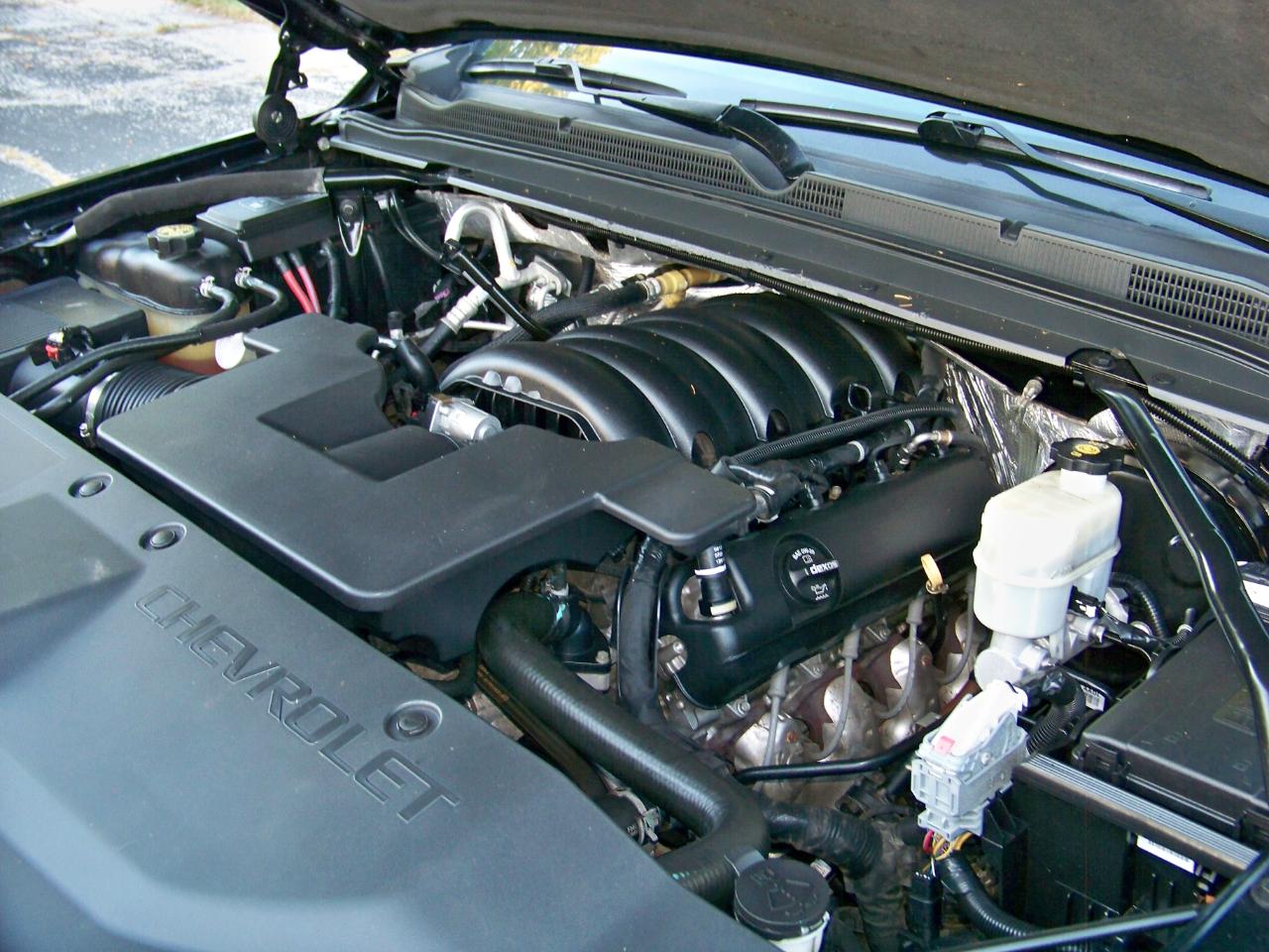 Chevrolet Suburban  2015