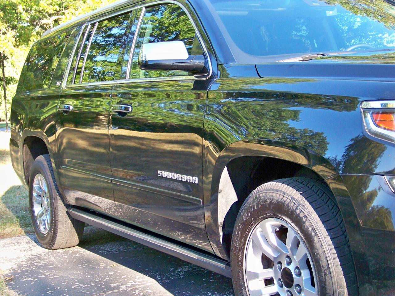Chevrolet Suburban  2015