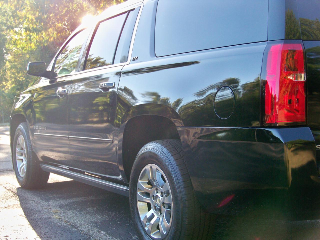 Chevrolet Suburban  2015