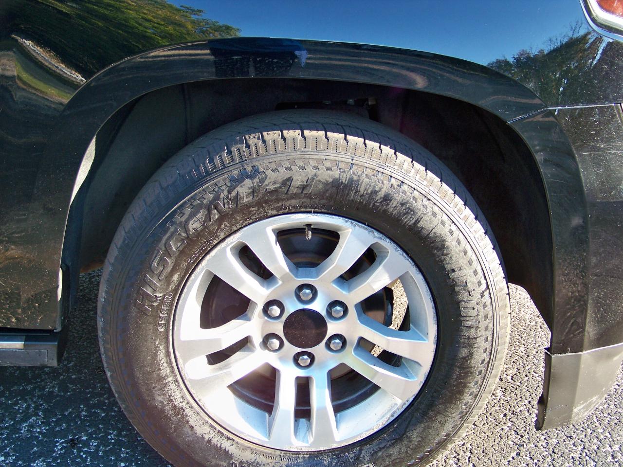 Chevrolet Suburban  2015