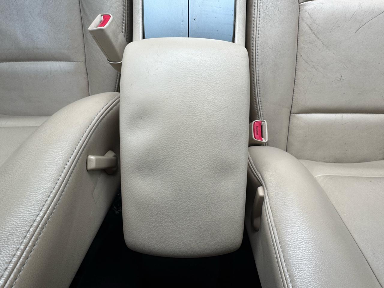 Subaru Tribeca Limited 5-Passenger 2008