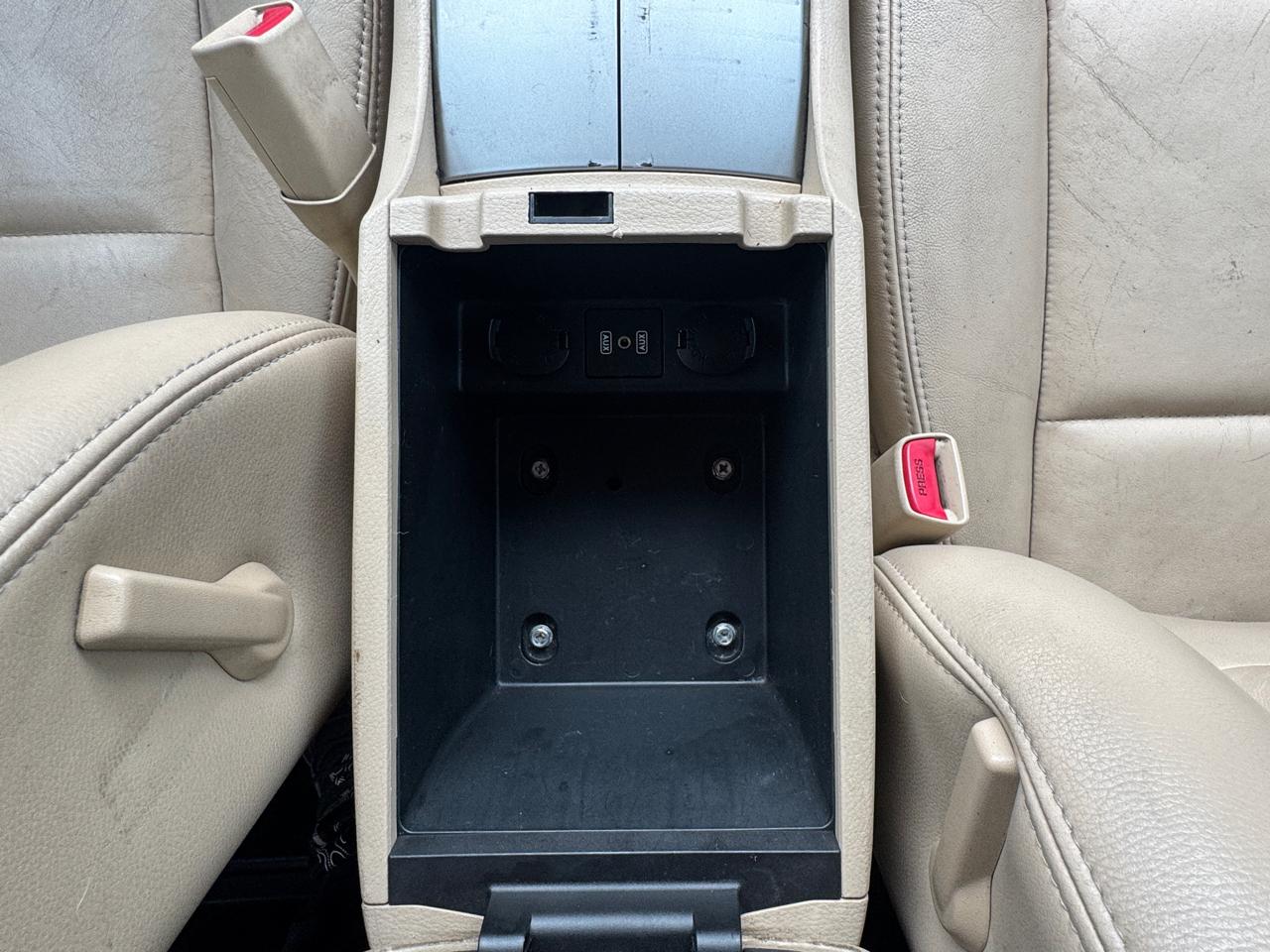 Subaru Tribeca Limited 5-Passenger 2008