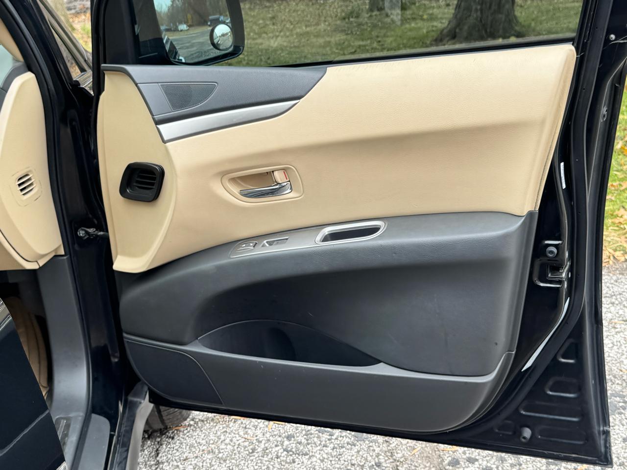 Subaru Tribeca Limited 5-Passenger 2008