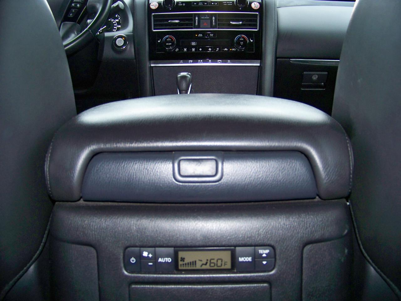 Nissan Armada SV AWD 2022