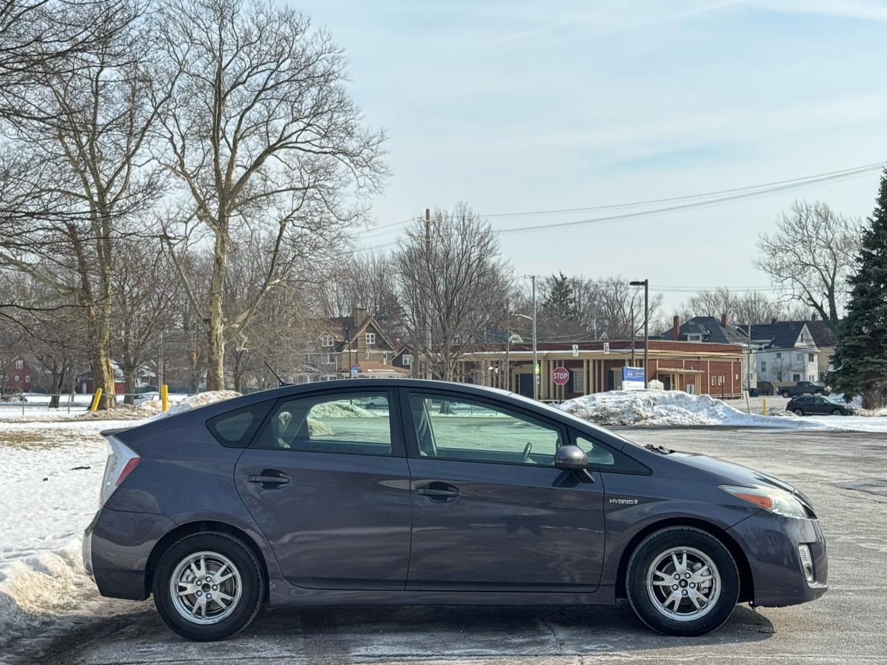 Toyota Prius Prius V 2010
