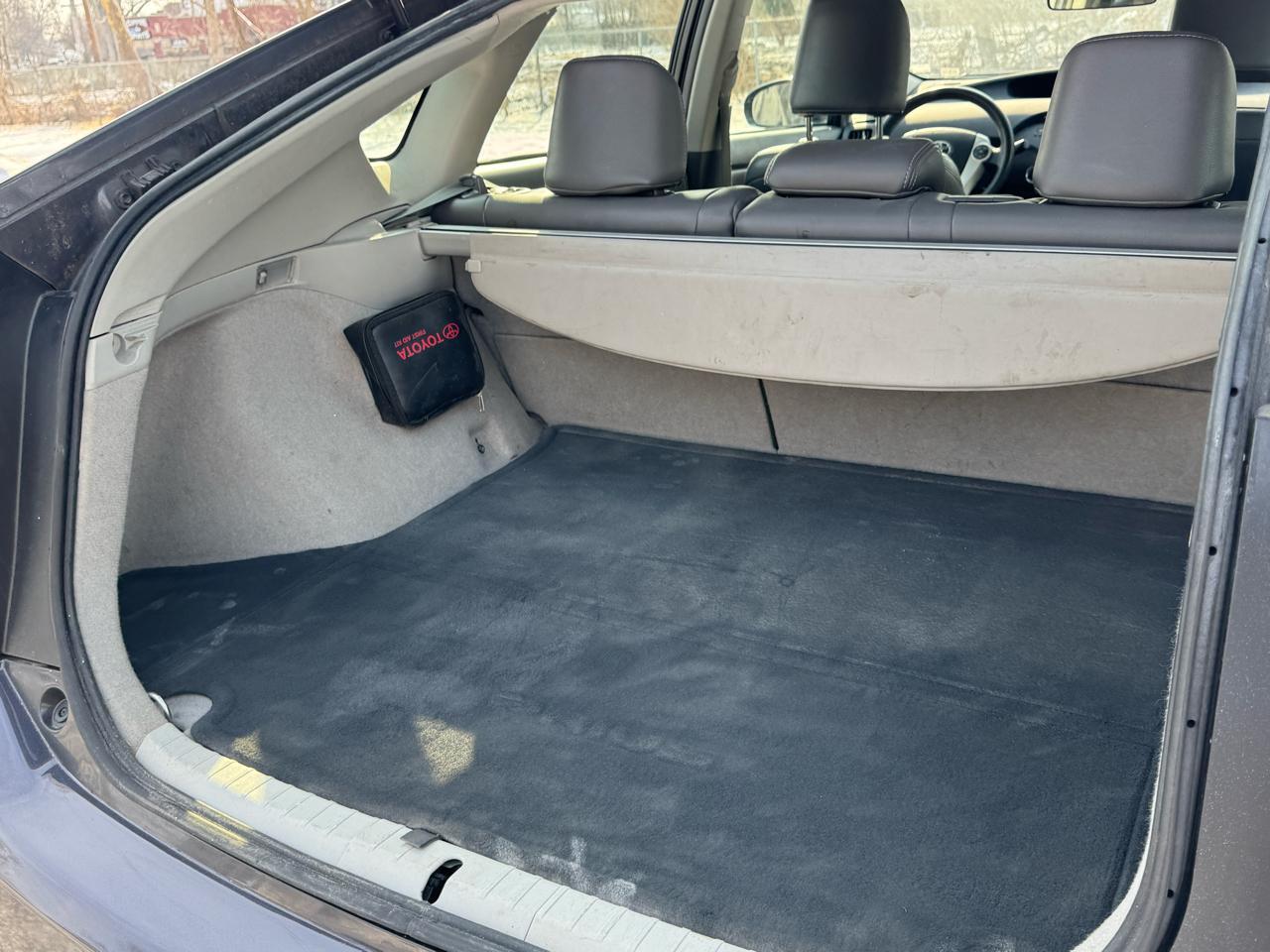 Toyota Prius Prius V 2010