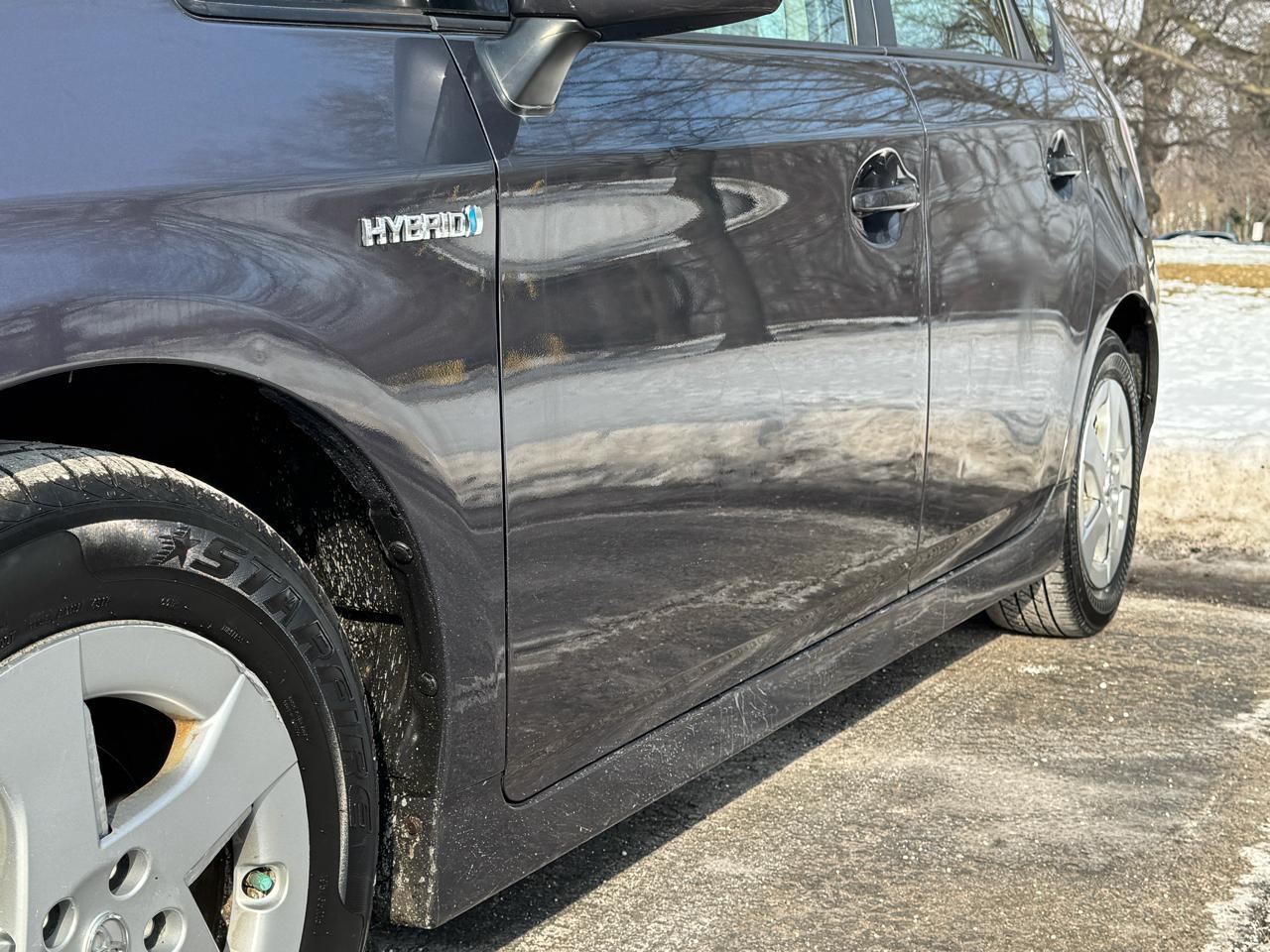 Toyota Prius Prius V 2010