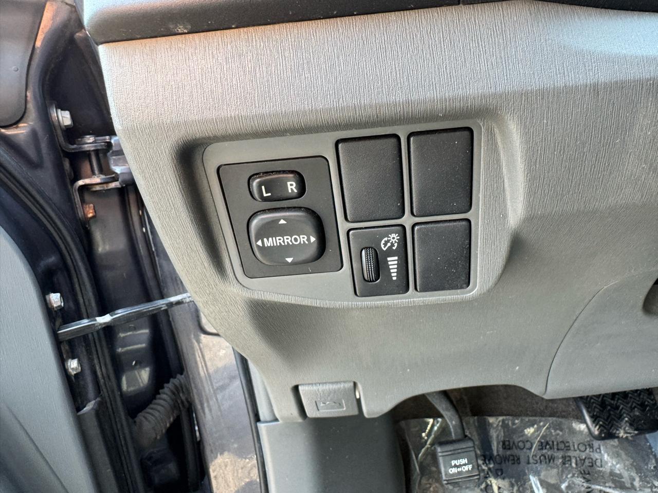 Toyota Prius Prius V 2010