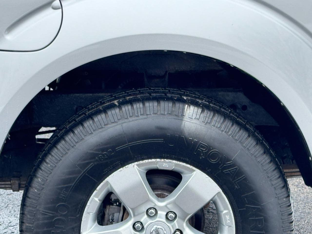 Nissan Frontier SE Crew Cab 4WD 2010