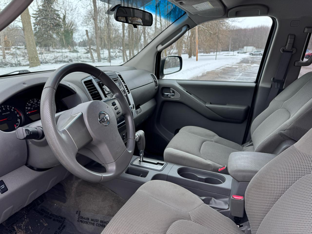 Nissan Frontier SE Crew Cab 4WD 2010