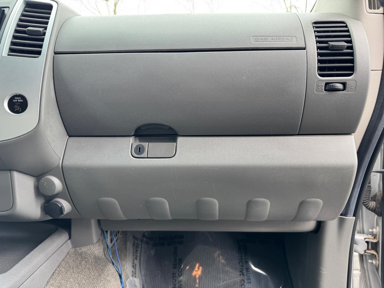 Nissan Frontier SE Crew Cab 4WD 2010