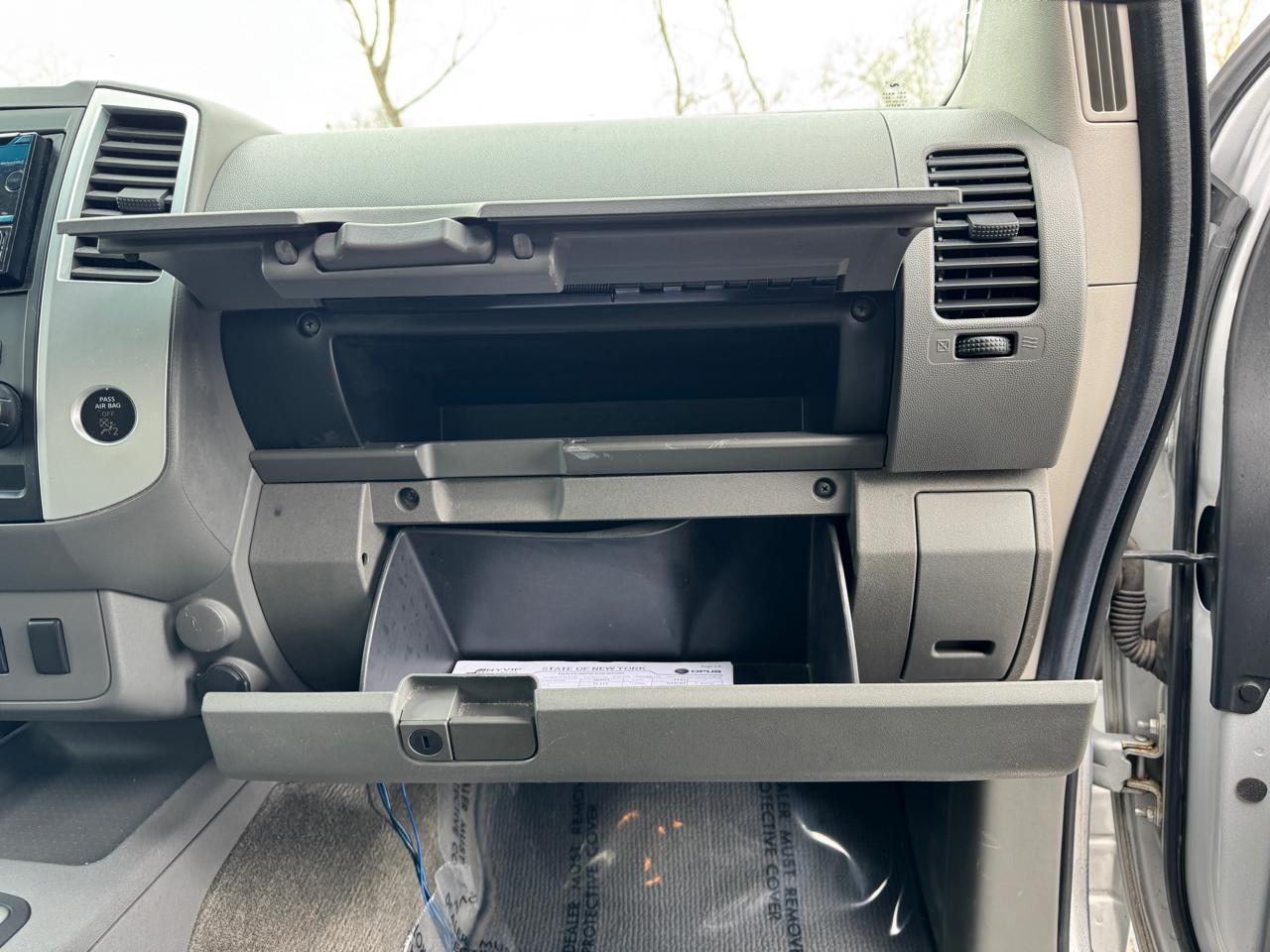 Nissan Frontier SE Crew Cab 4WD 2010