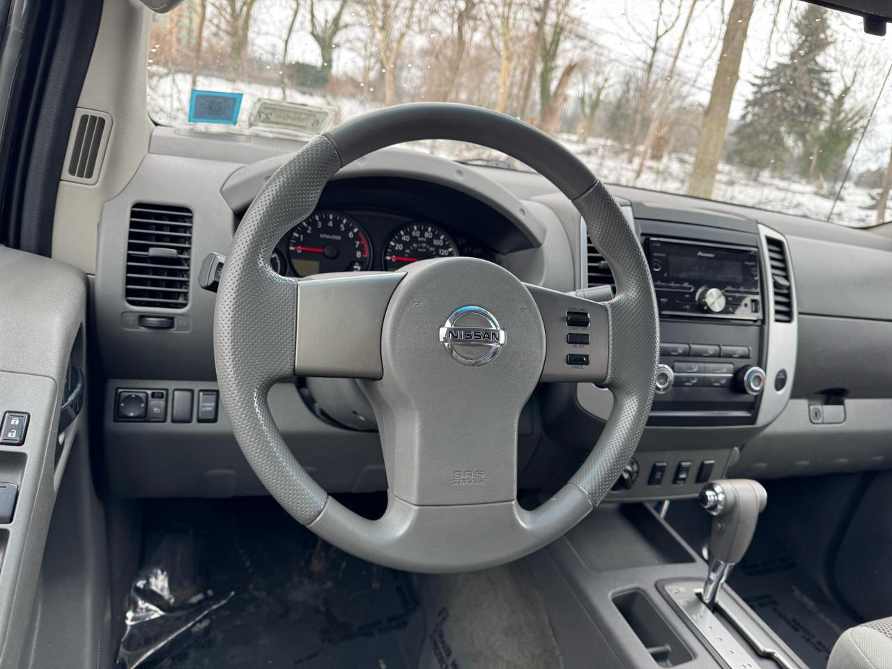 Nissan Frontier SE Crew Cab 4WD 2010