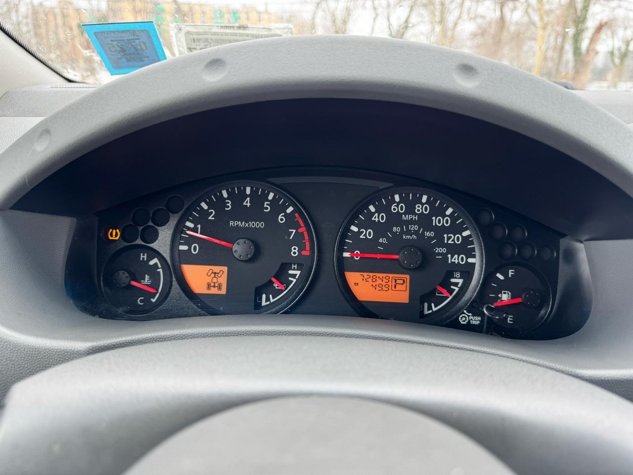 Nissan Frontier SE Crew Cab 4WD 2010