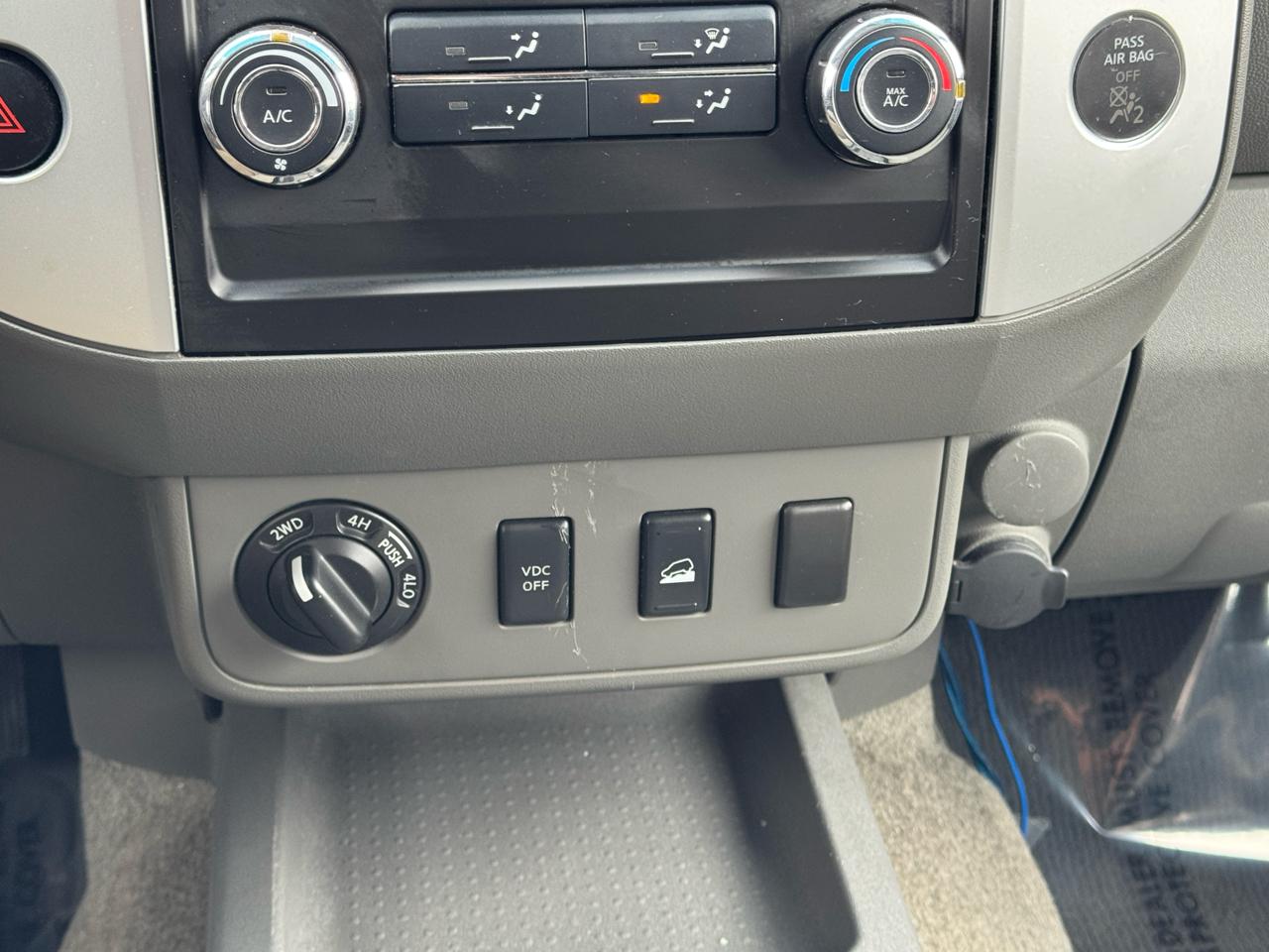 Nissan Frontier SE Crew Cab 4WD 2010