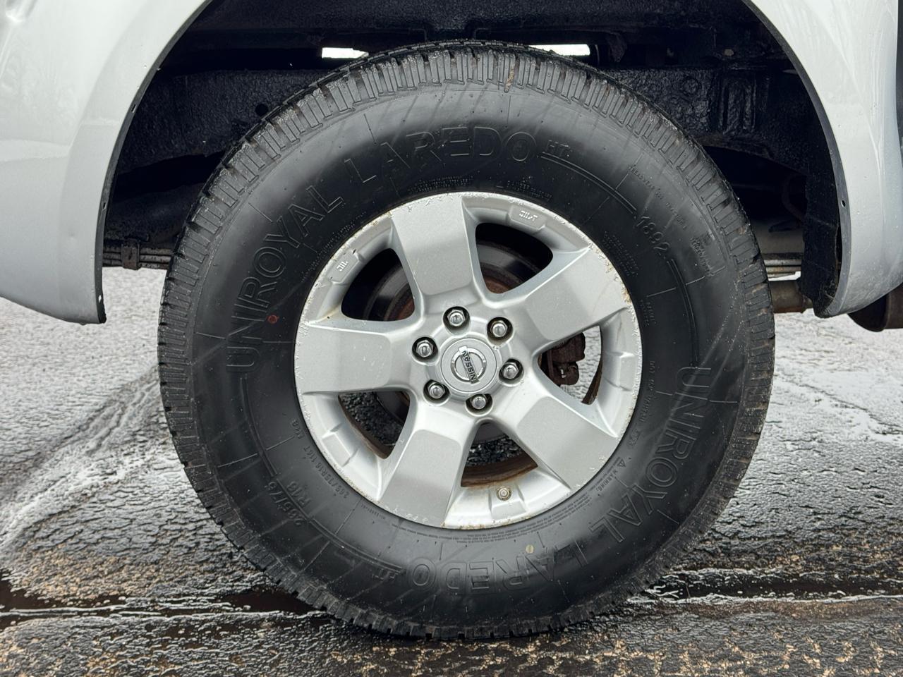 Nissan Frontier SE Crew Cab 4WD 2010