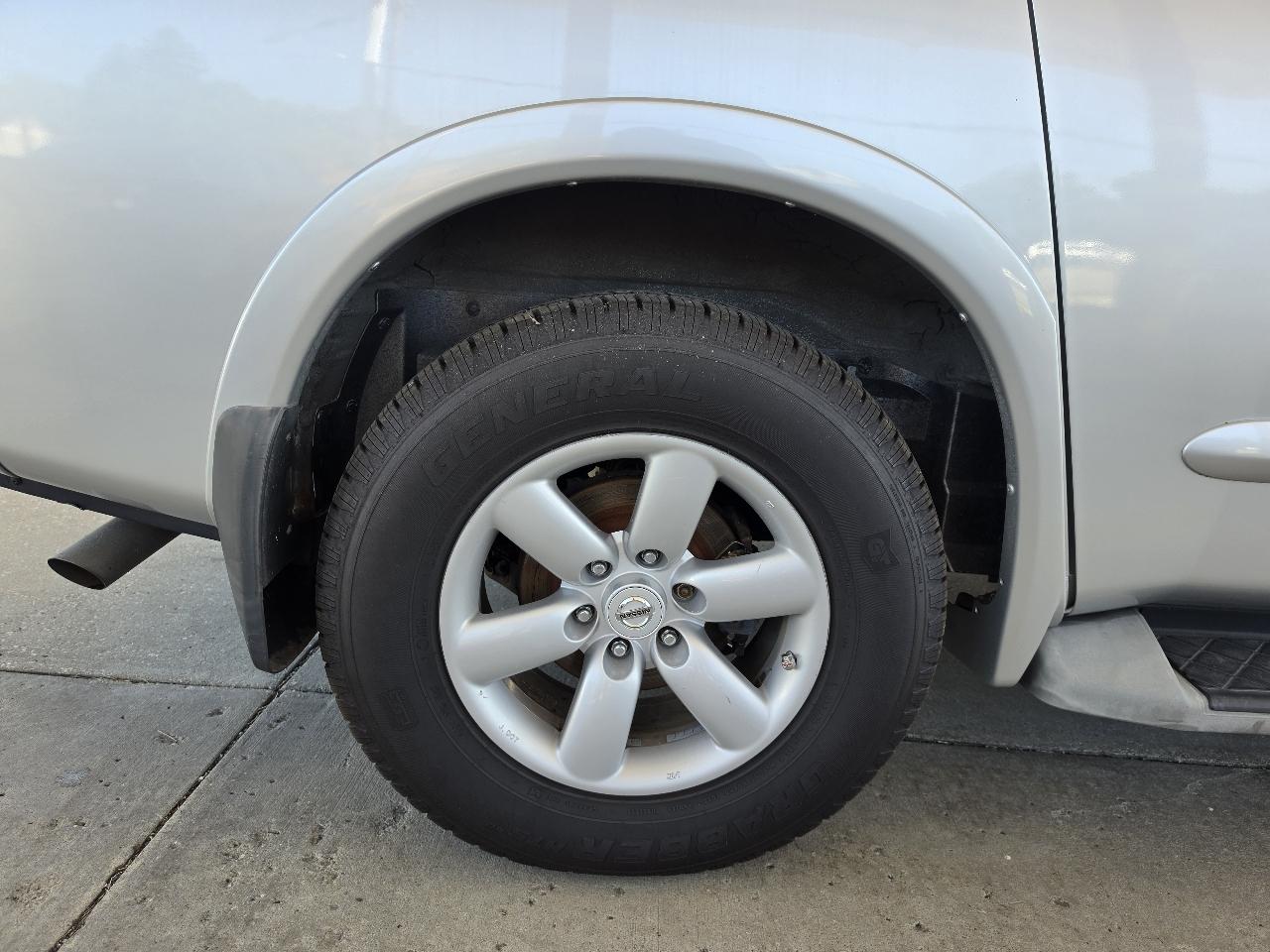 Nissan Armada SL 4WD 2012
