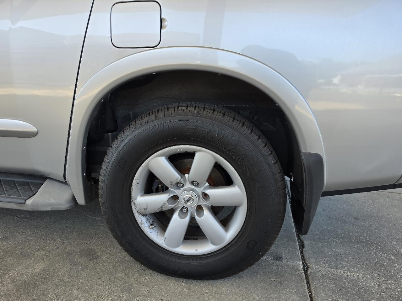 Nissan Armada SL 4WD 2012