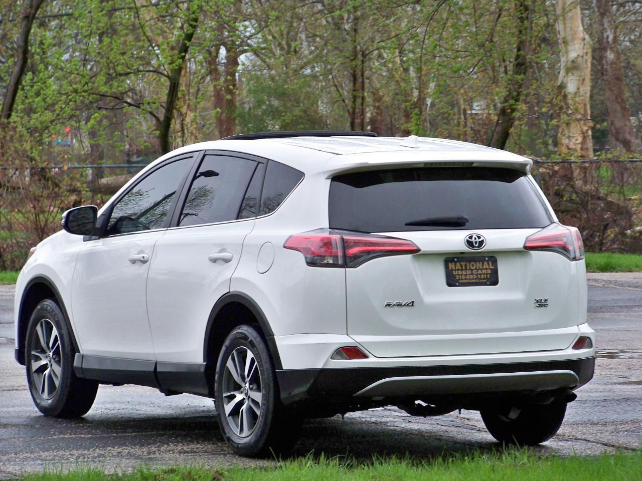 Toyota RAV4 XLE AWD 2018