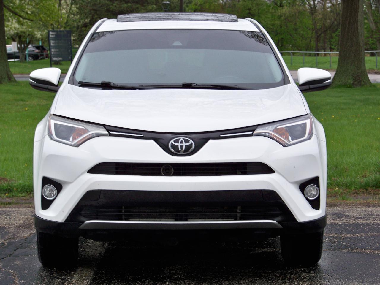 Toyota RAV4 XLE AWD 2018
