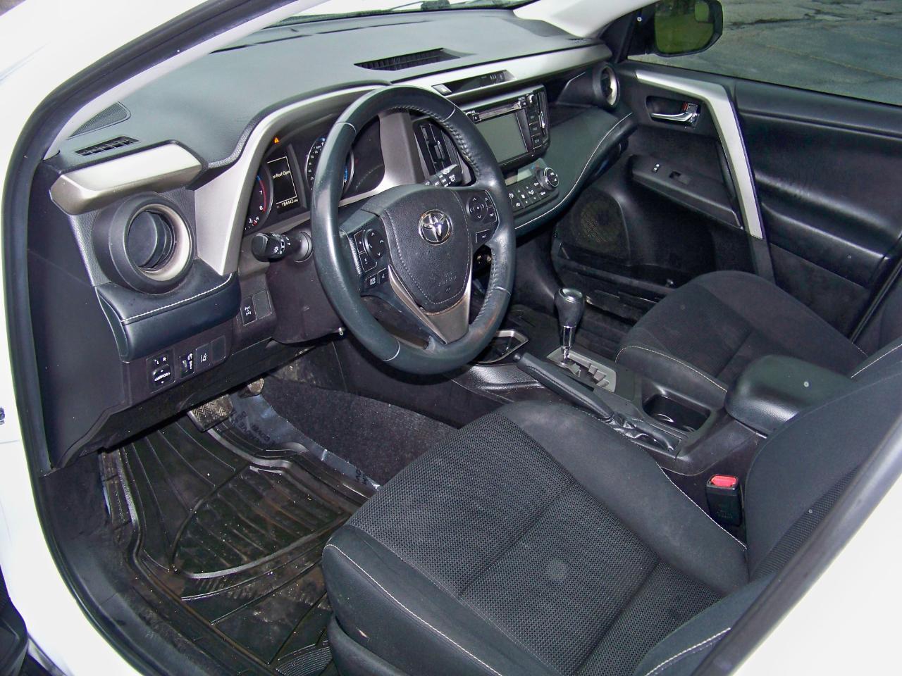 Toyota RAV4 XLE AWD 2018