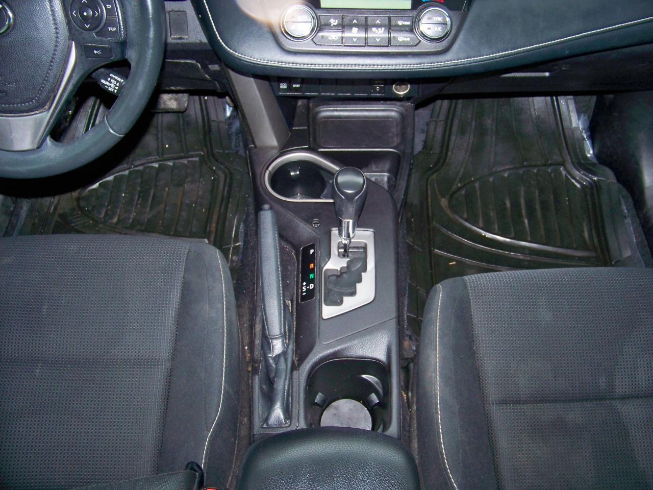 Toyota RAV4 XLE AWD 2018