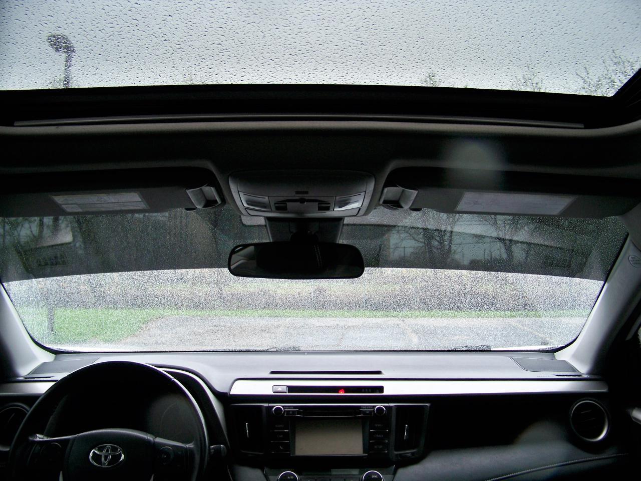 Toyota RAV4 XLE AWD 2018