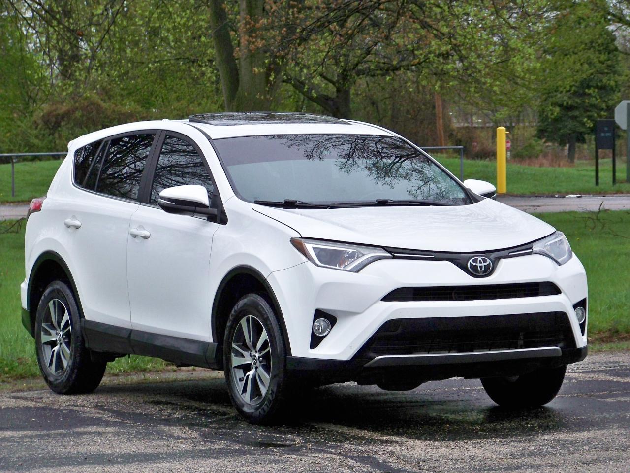 Toyota RAV4 XLE AWD 2018