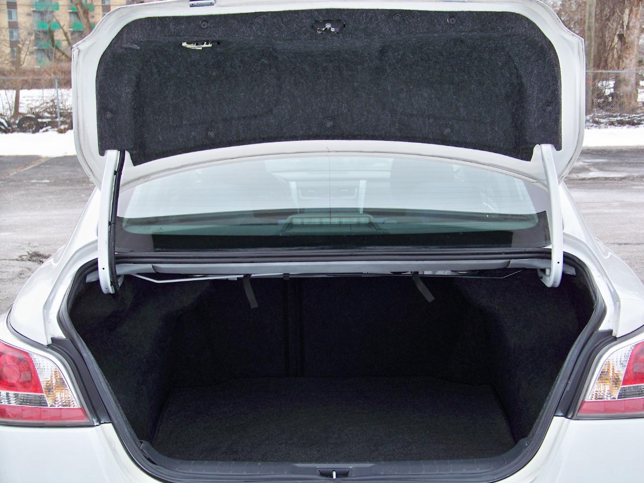 Nissan Altima 2.5 S 2015