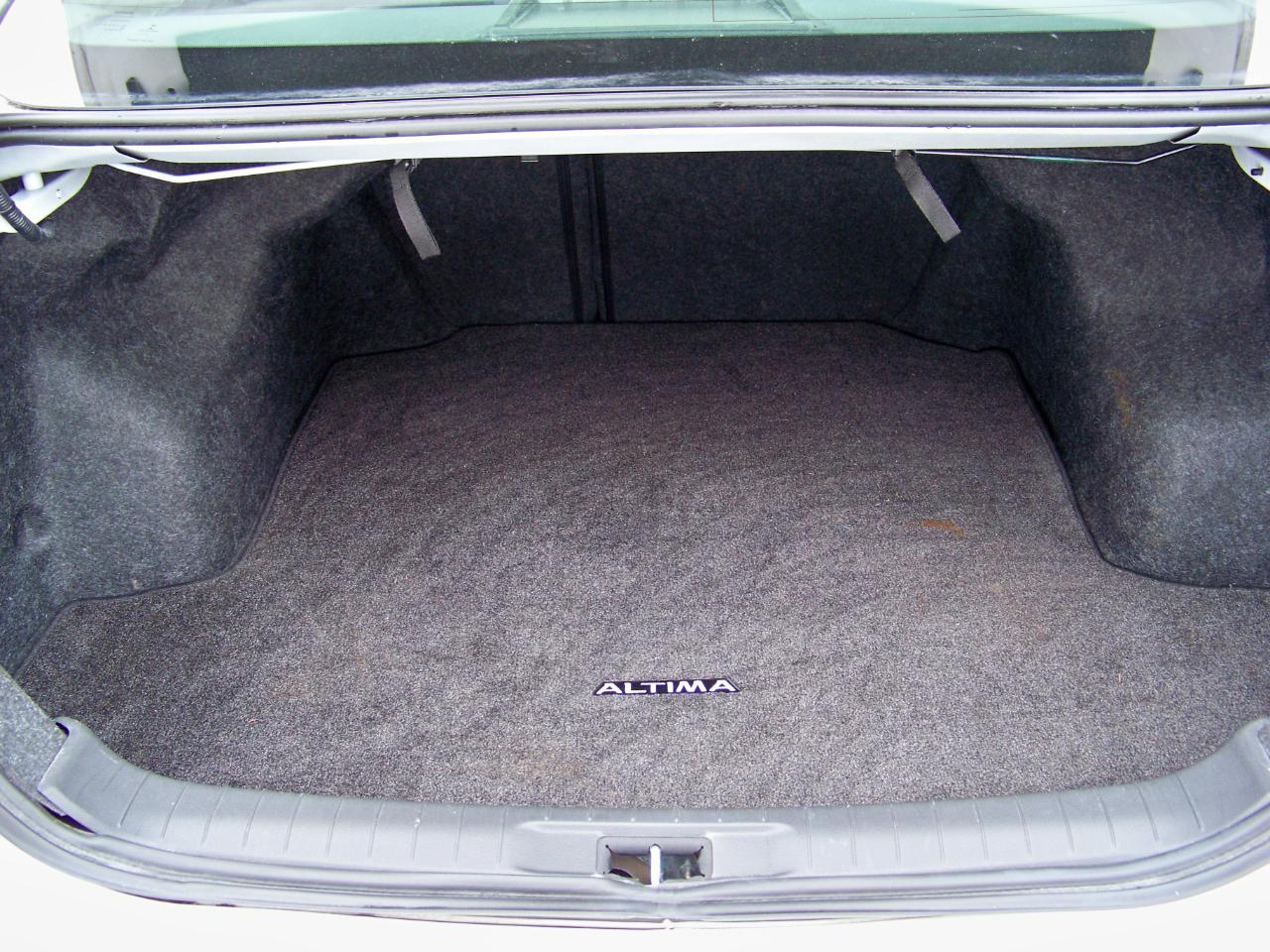 Nissan Altima 2.5 S 2015