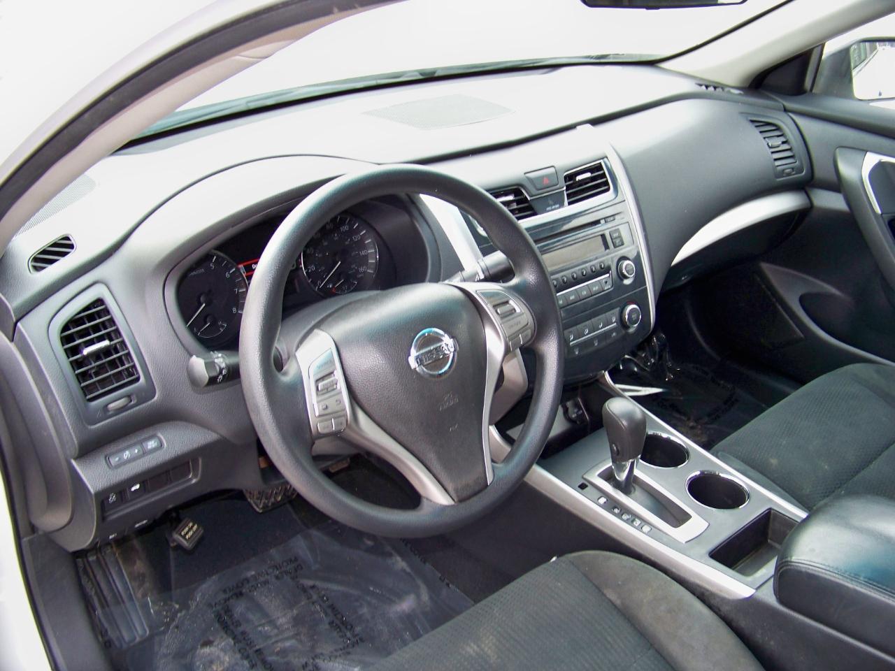 Nissan Altima 2.5 S 2015