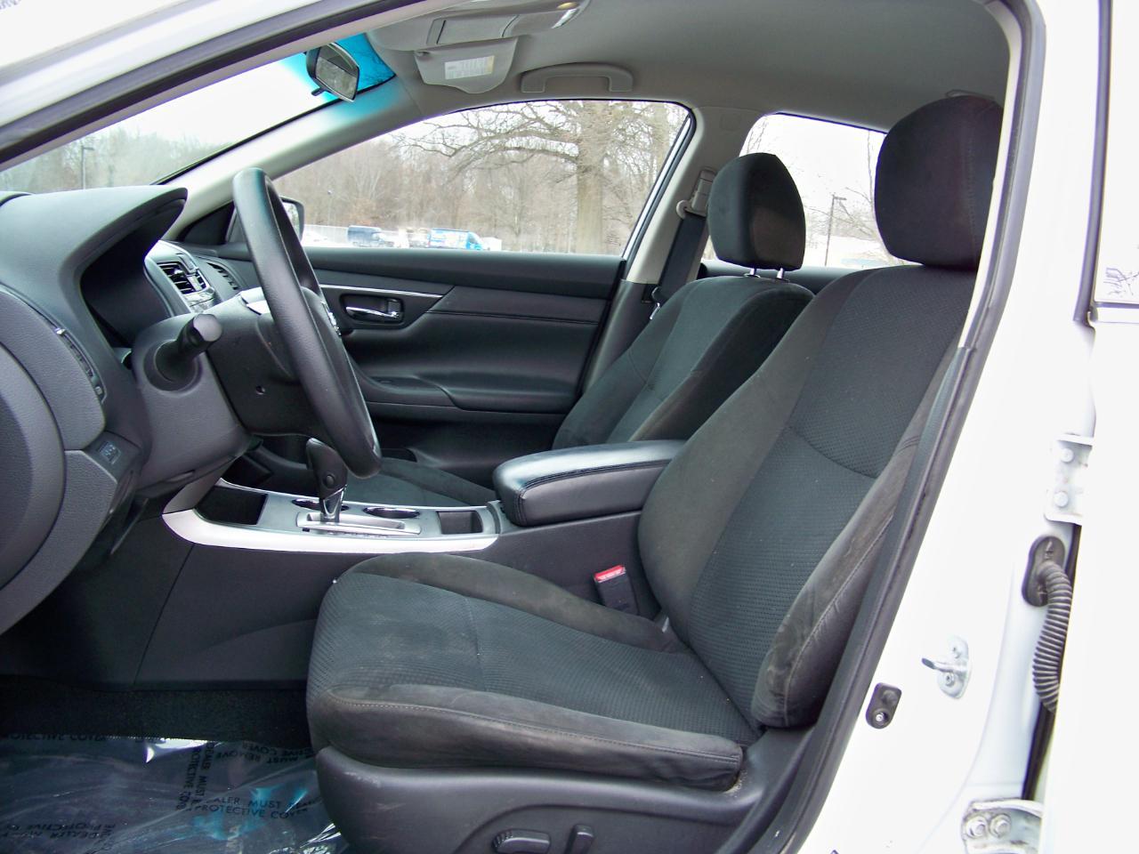 Nissan Altima 2.5 S 2015