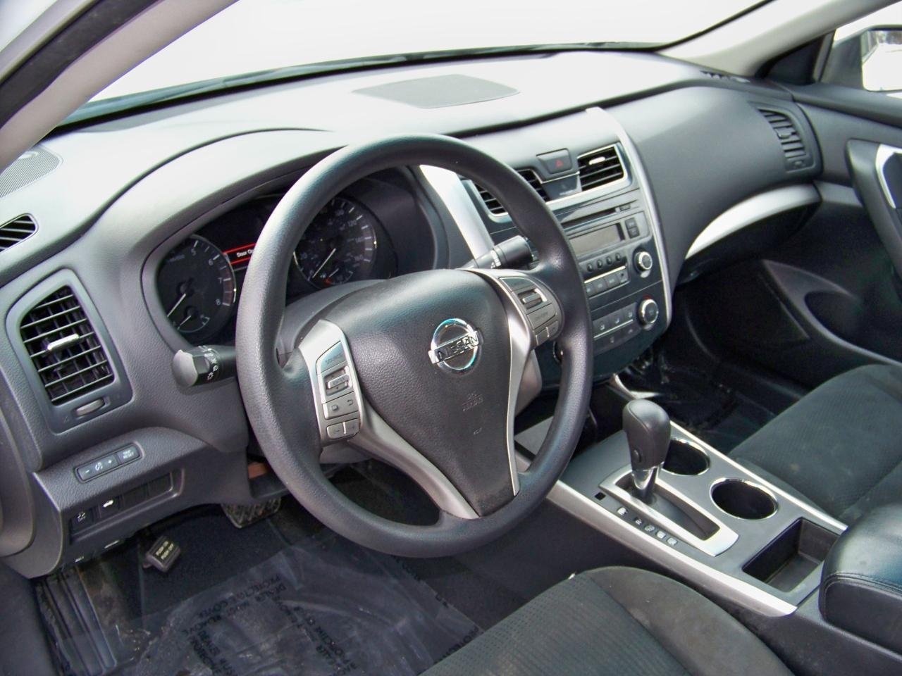 Nissan Altima 2.5 S 2015