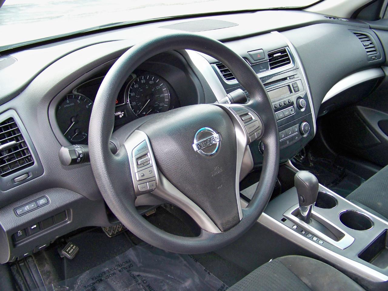 Nissan Altima 2.5 S 2015