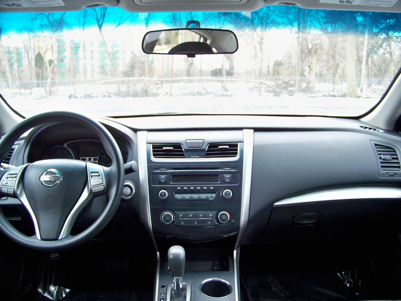 Nissan Altima 2.5 S 2015