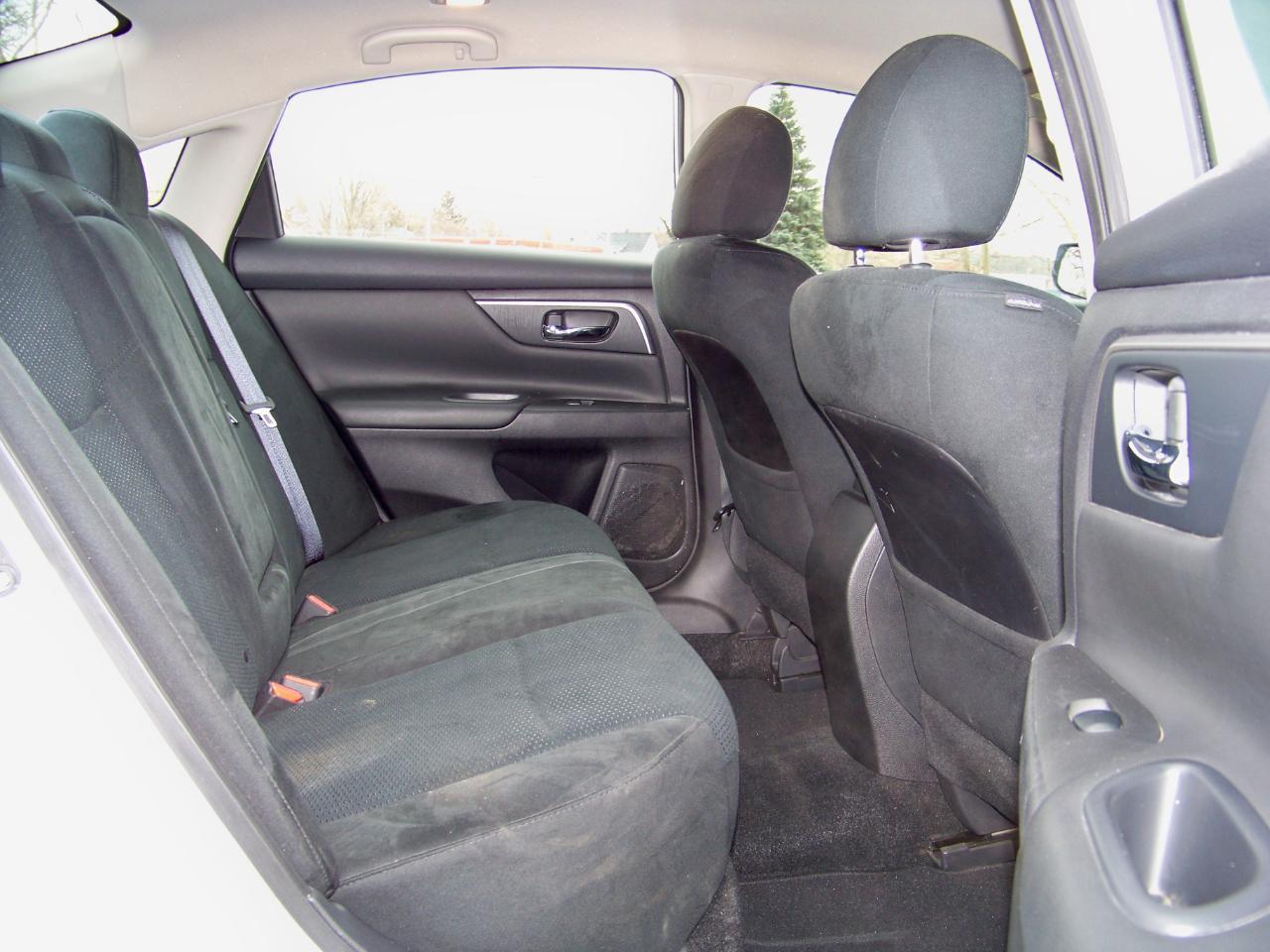 Nissan Altima 2.5 S 2015